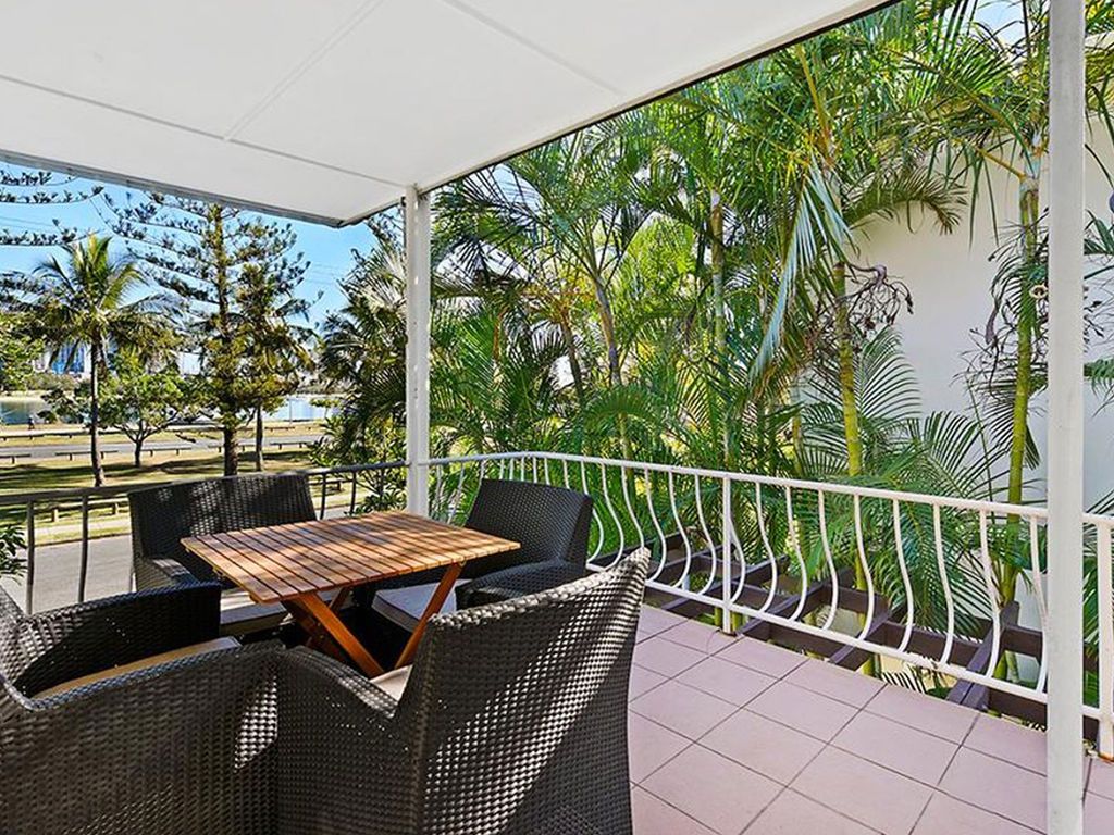 47 Rankin Parade, Main Beach QLD 4217, Image 1