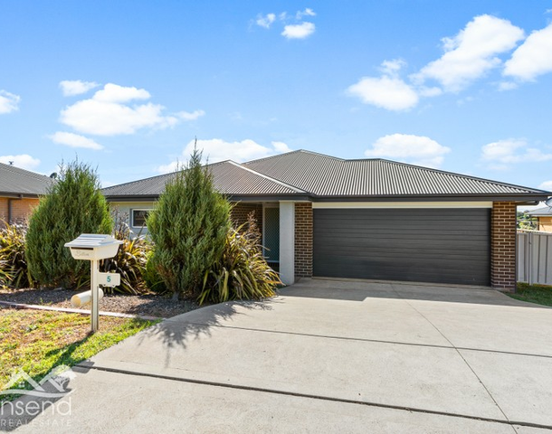 5 Sullivan Circuit, Orange NSW 2800