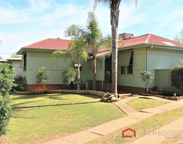 37 Castlereagh Avenue, Mount Austin NSW 2650