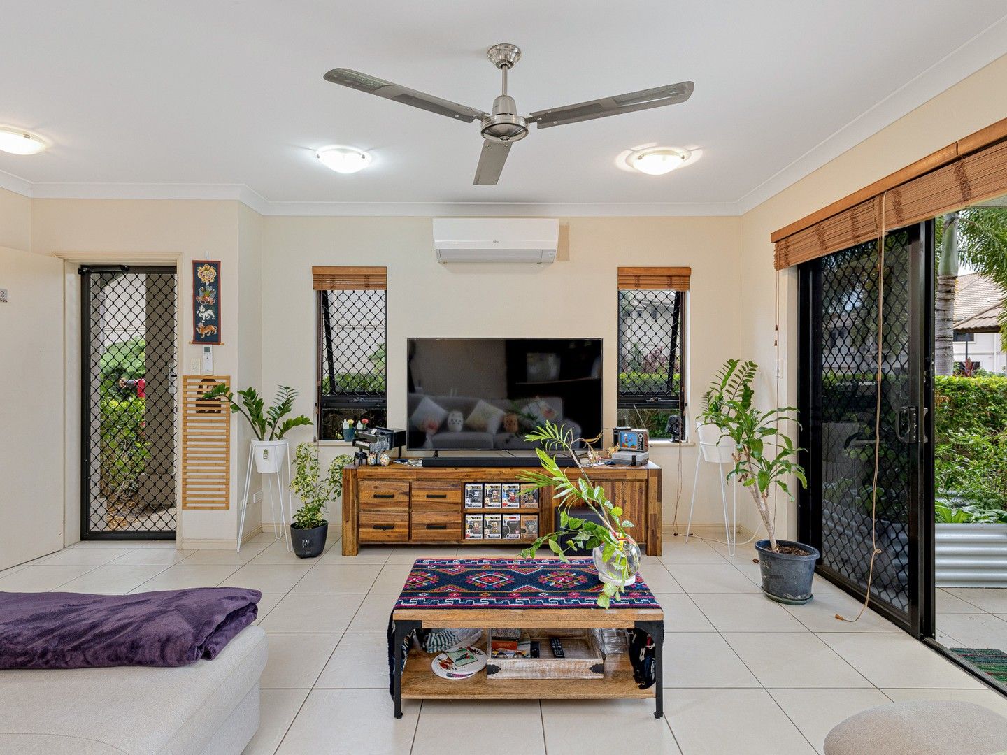 62/1-15 Robson Street, Mooroobool QLD 4870, Image 1