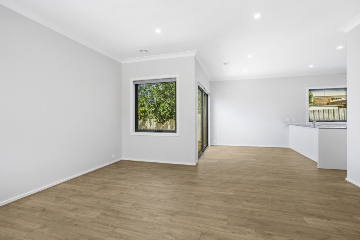 2/199 Separation Street, Bell Park VIC 3215, Image 2