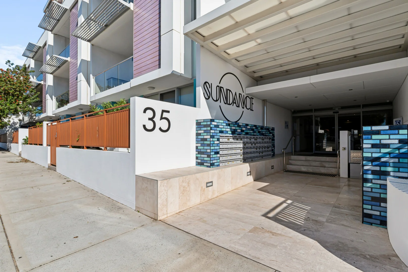 Image 19