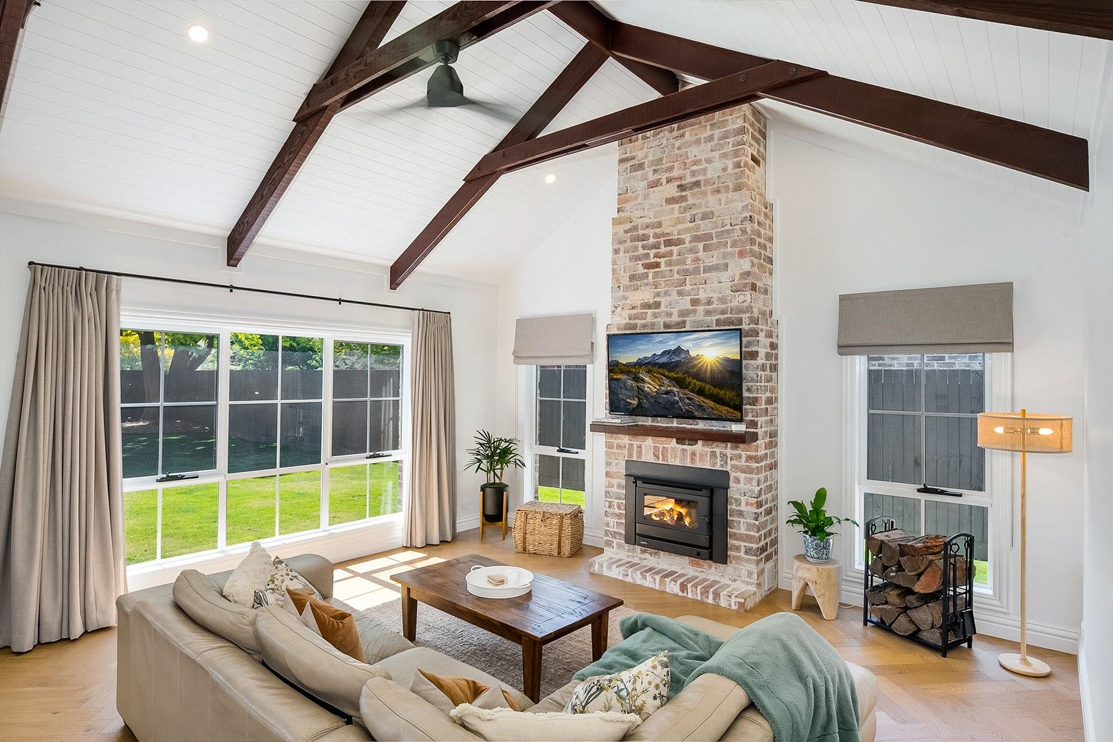 5 bedrooms House in 19 Carlisle Street BOWRAL NSW, 2576