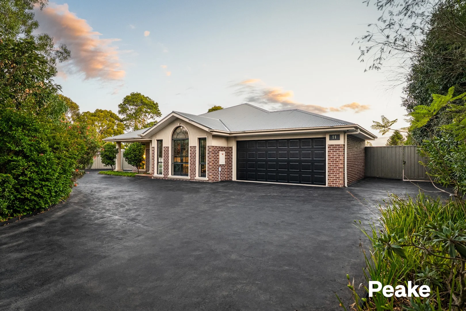 11 Coach House Lane, Beaconsfield VIC 3807