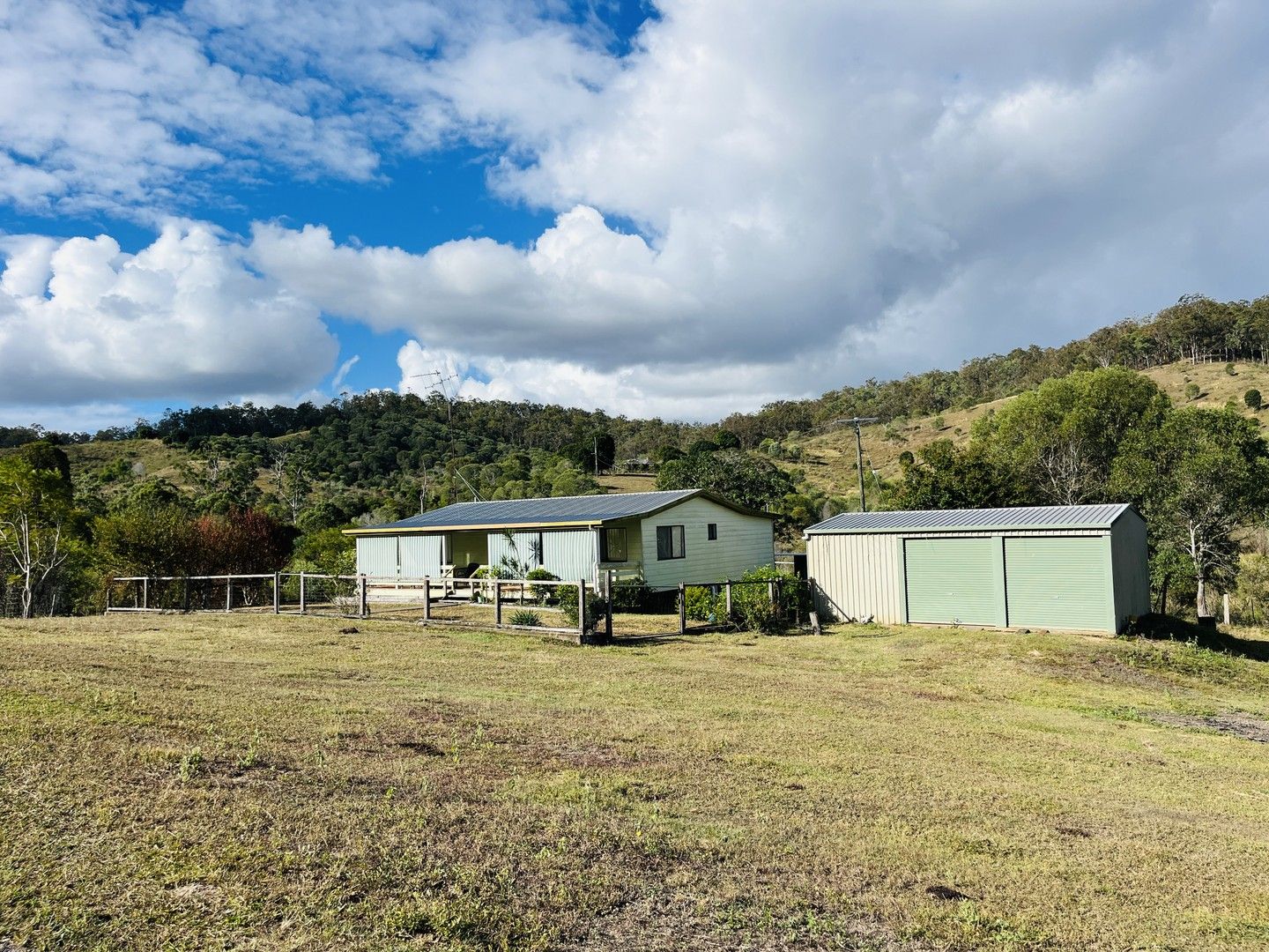 4 bedrooms Rural in 436 Upper Bowling Green Road NORTH ARAMARA QLD, 4620