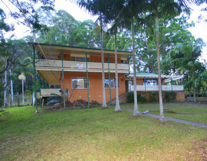 5 bedrooms House in 312 South Boambee Road BOAMBEE NSW, 2450
