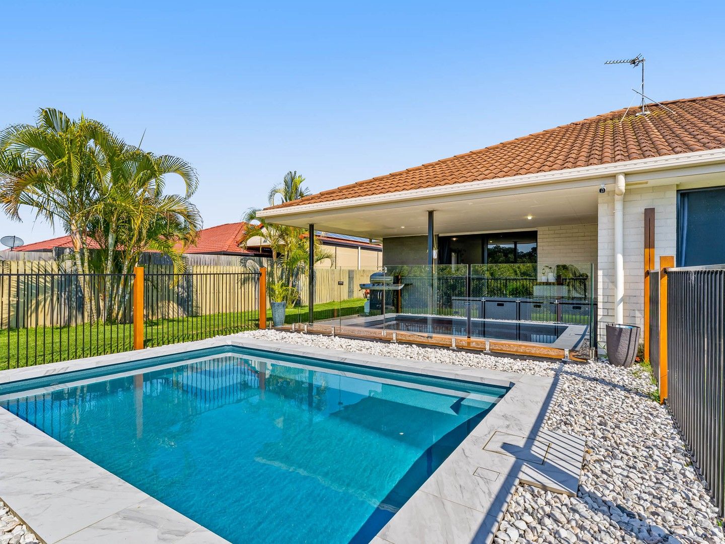 4 bedrooms House in 153 Ibis Boulevard ELI WATERS QLD, 4655