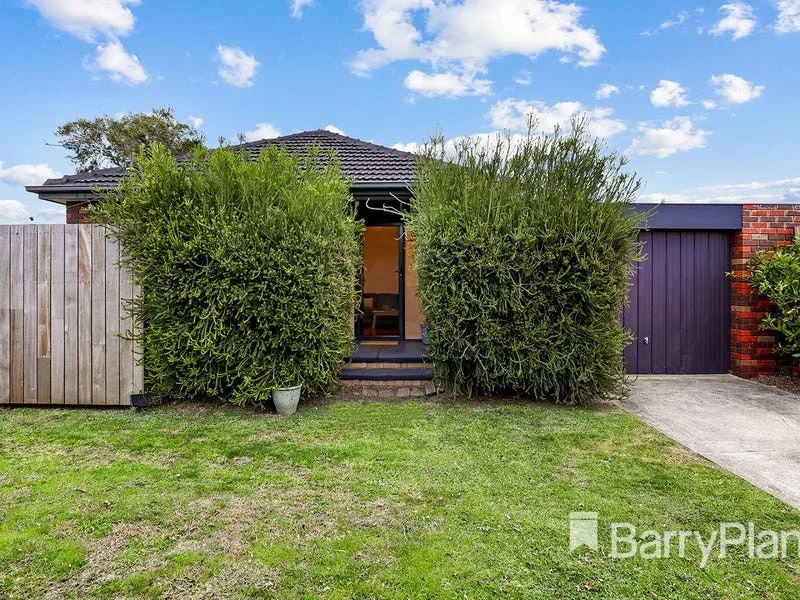 1/16 Ella Gr, Chelsea VIC 3196