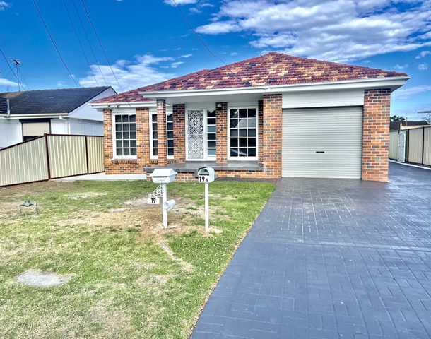 19 Festival Street, Sadleir NSW 2168