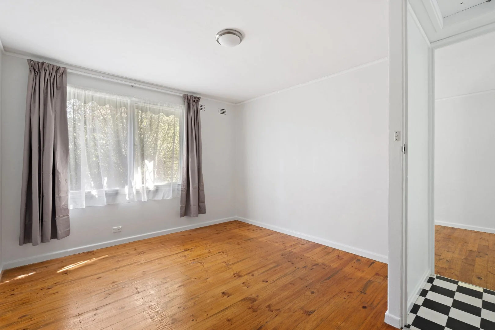 Additional image 4 of 37 Swinden Street, Downer ACT 2602