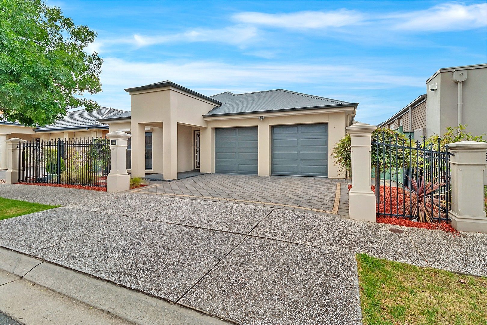 4 bedrooms House in 36 Newland Way MAWSON LAKES SA, 5095
