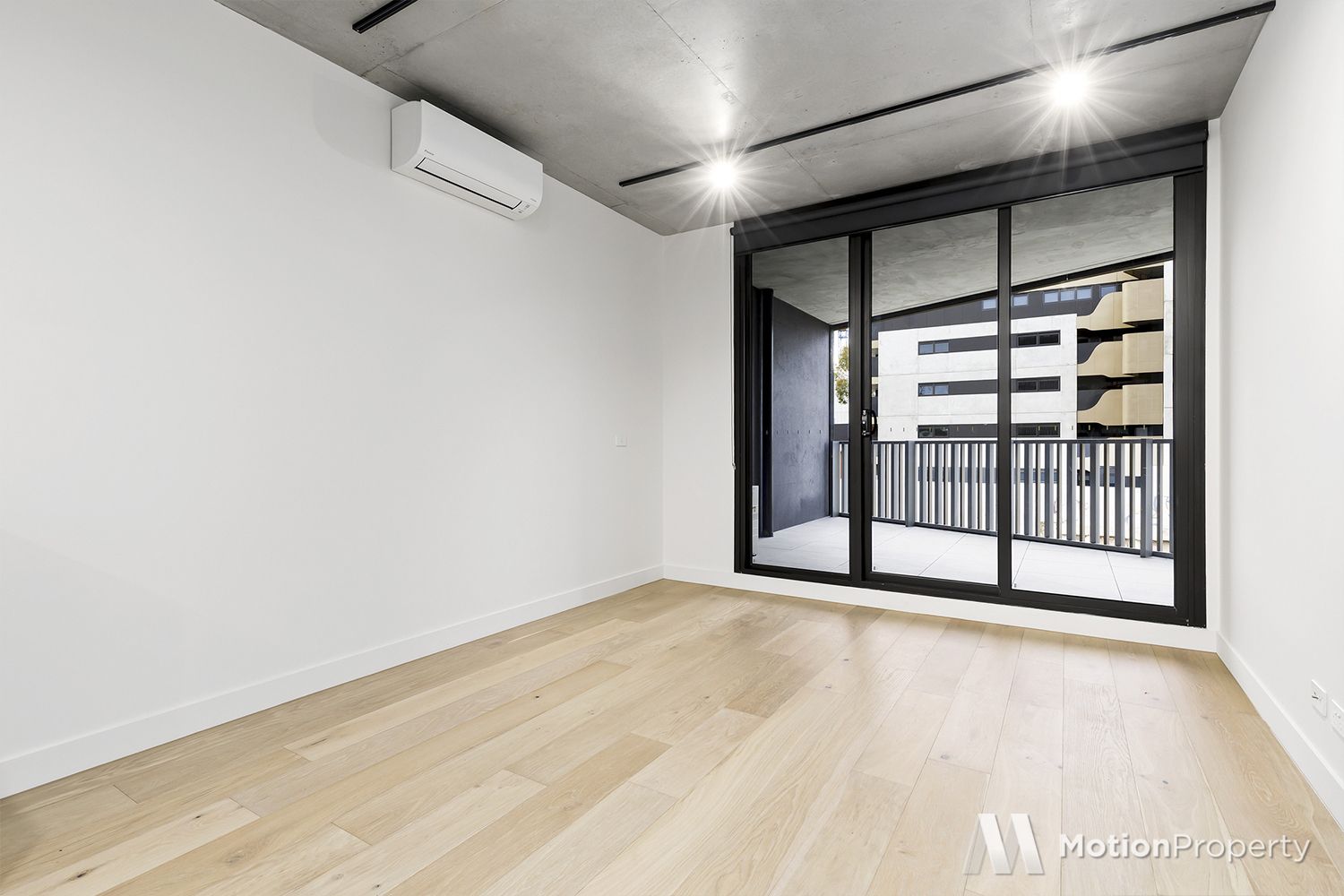 2 bedrooms Apartment / Unit / Flat in 114/757 Toorak Road HAWTHORN EAST VIC, 3123