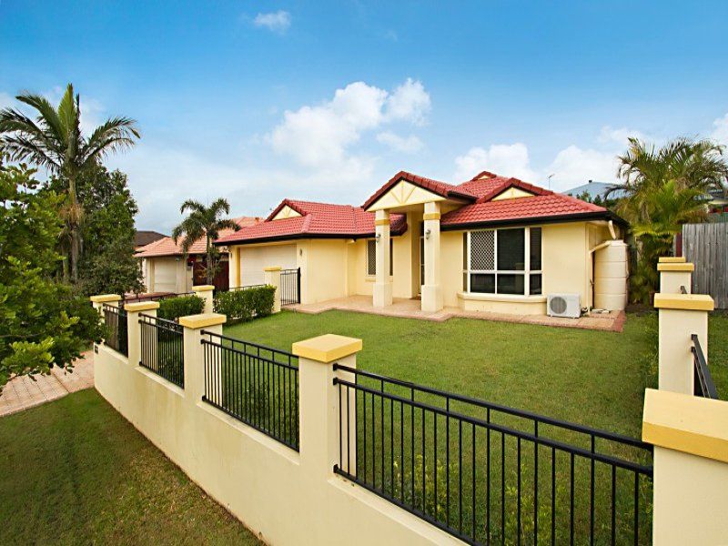 37 Lakeside Circuit, Sinnamon Park QLD 4073, Image 0