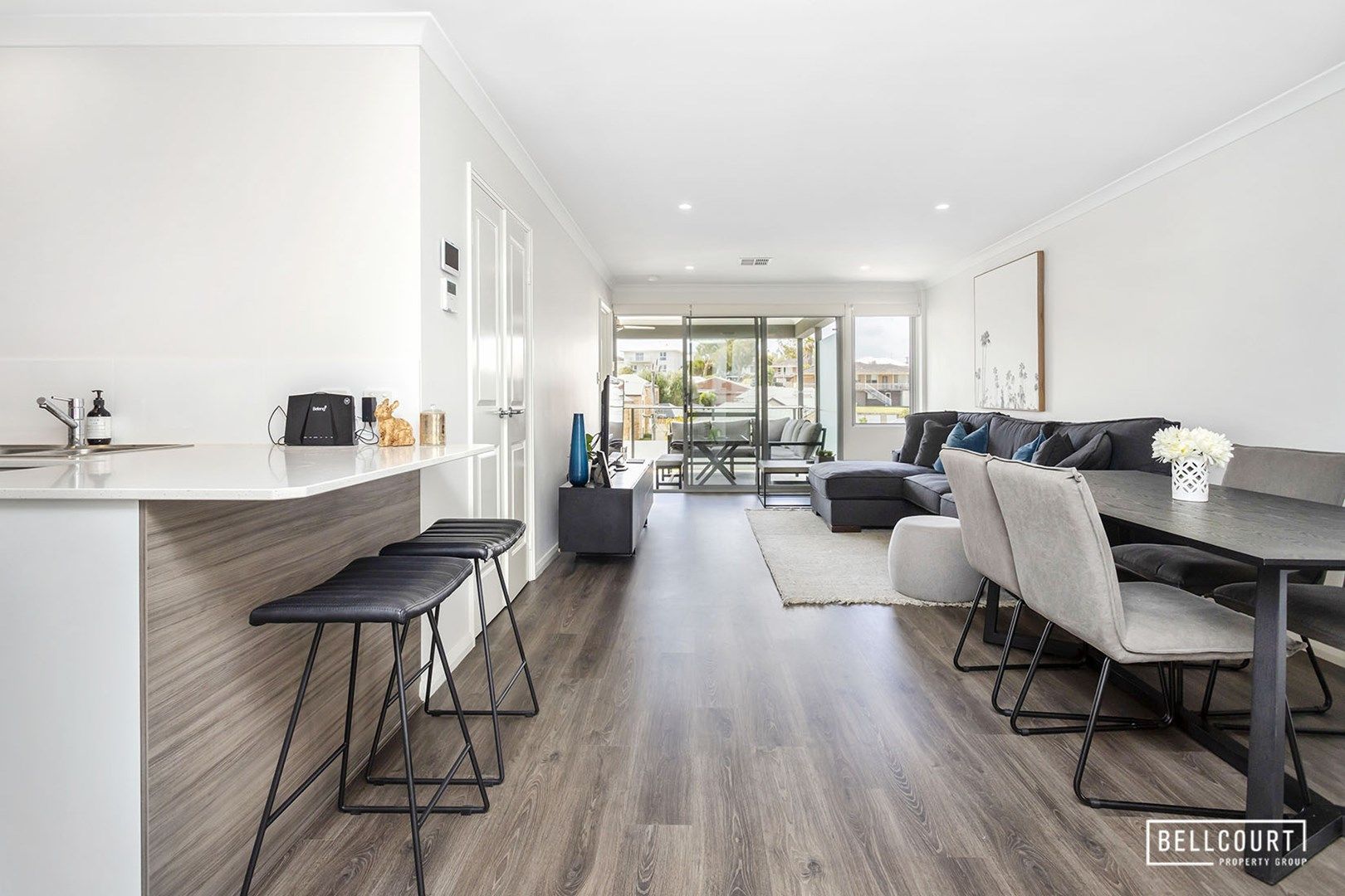 2 bedrooms Apartment / Unit / Flat in 4/57 Pearl  Parade SCARBOROUGH WA, 6019