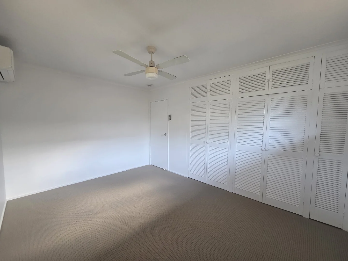 Additional image 10 of 102 Rio Vista Boulevard, Broadbeach Waters QLD 4218