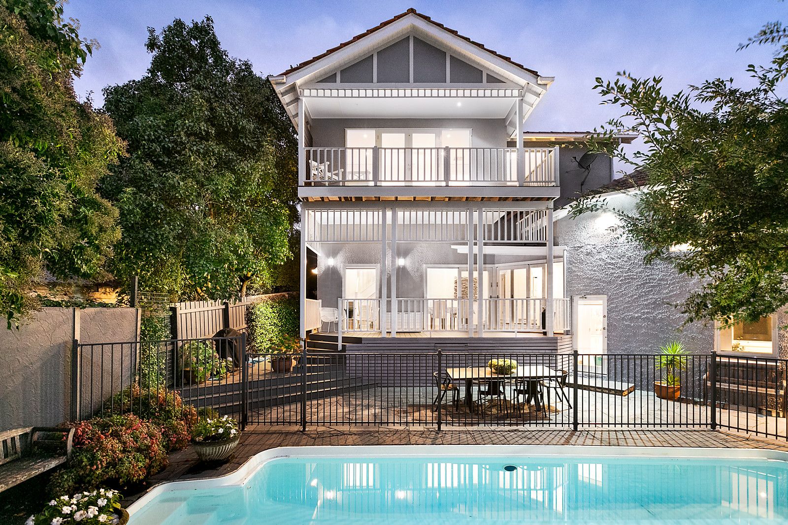 33 Rotherwood Road, Ivanhoe East Property History & Address Research