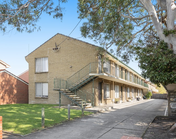 10/11 Toward Street, Murrumbeena VIC 3163