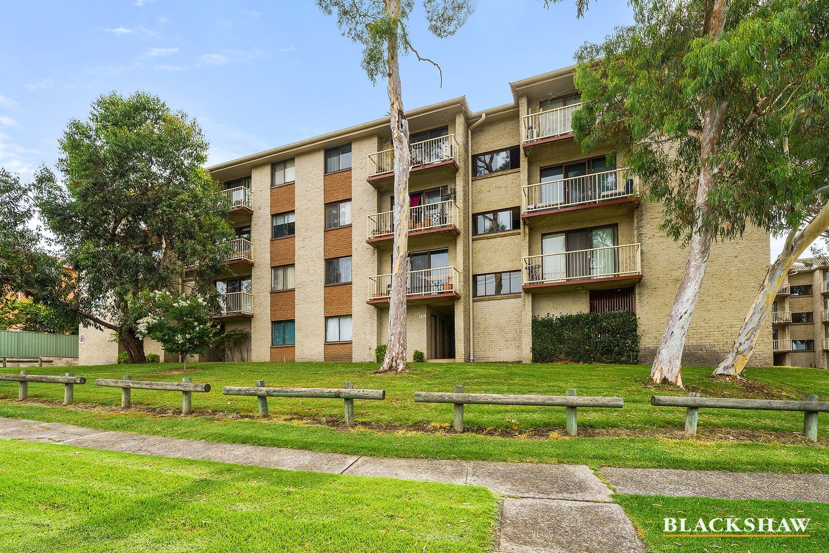 1 bedrooms Apartment / Unit / Flat in 57/5 Crest Road QUEANBEYAN NSW, 2620