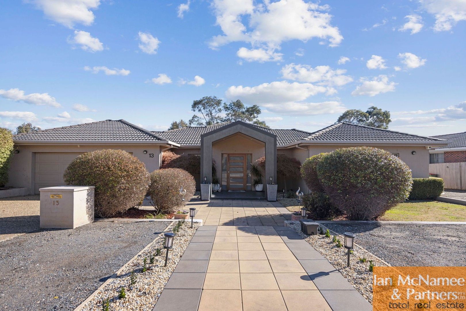 13 Elouera Court, Jerrabomberra NSW 2619, Image 1