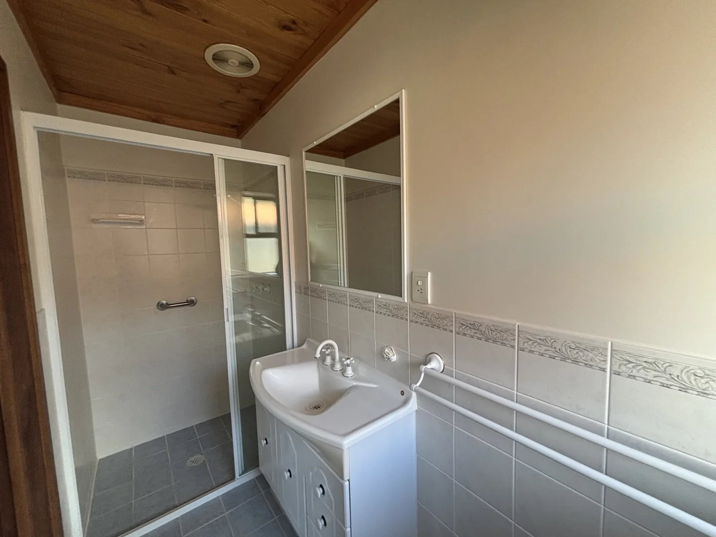 Additional image 26 of 34 Helena Crescent, Thornlie WA 6108