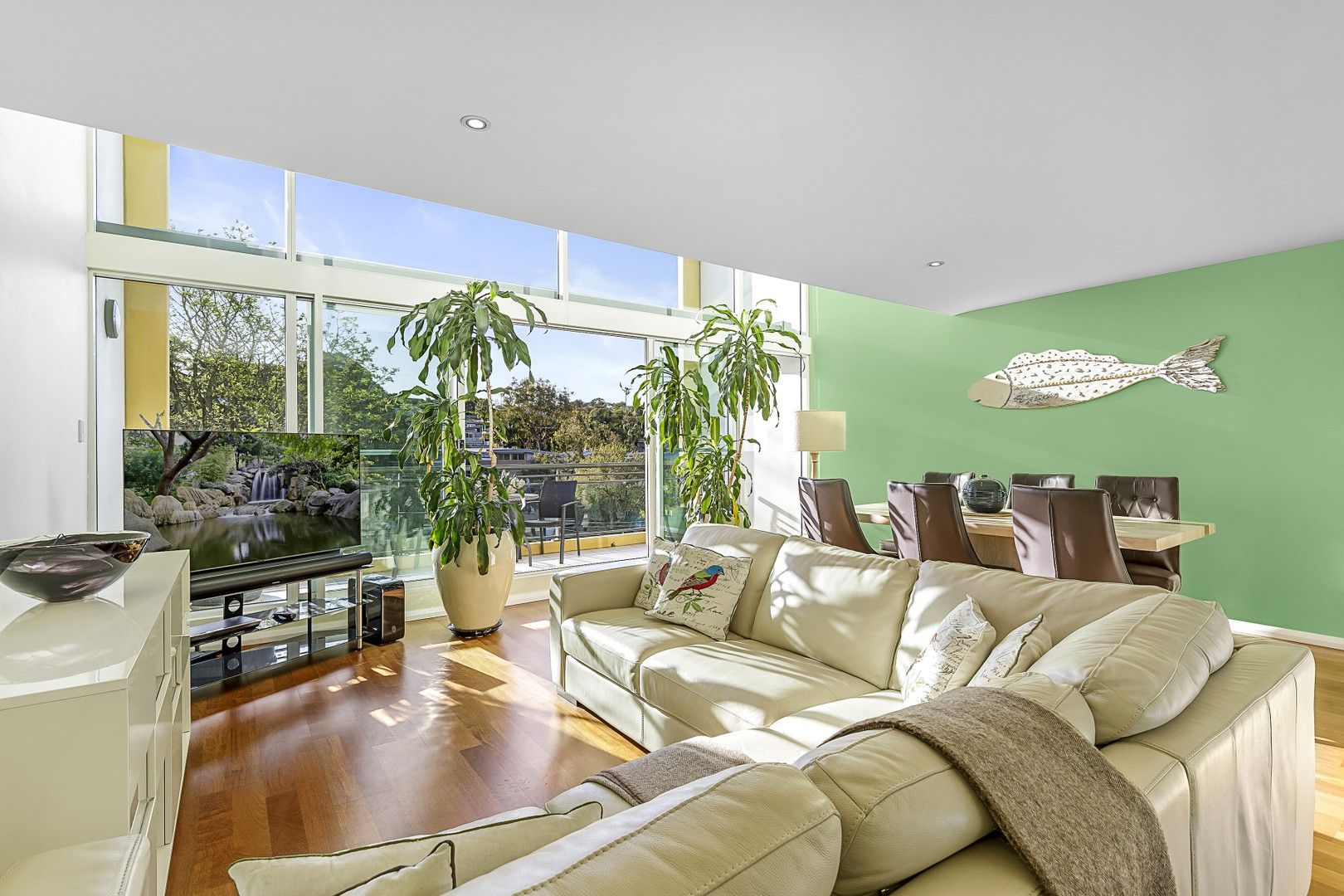 2 bedrooms Apartment / Unit / Flat in 229/7 Mooramba Road DEE WHY NSW, 2099
