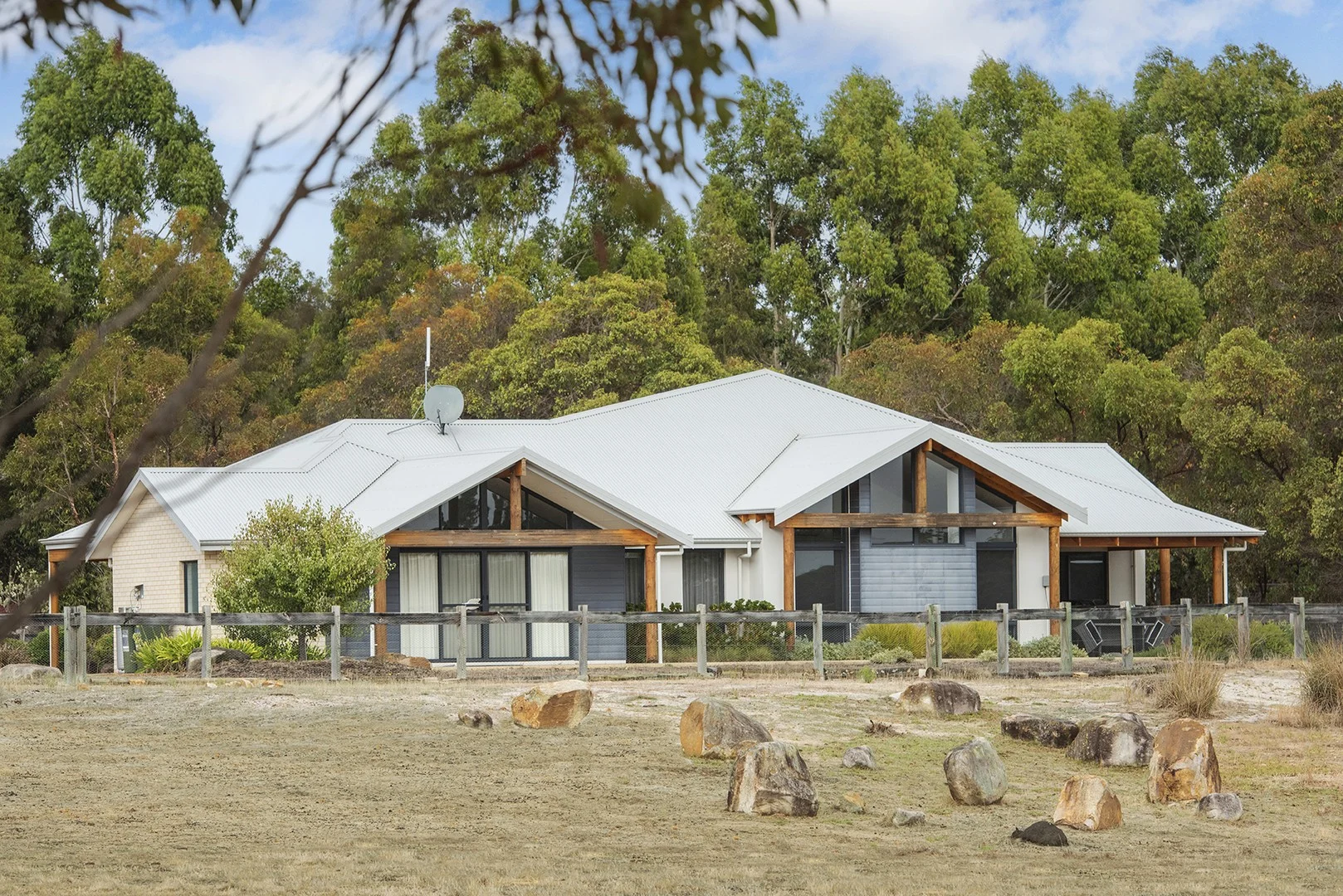 Primary image of 317 Metricup Road, Metricup WA 6280