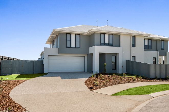 Picture of 2/15 Titan Crescent, CALOUNDRA WEST QLD 4551