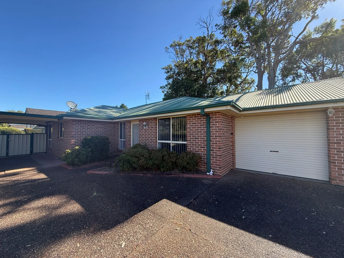 2/10 Manuka Parade, Gorokan NSW 2263