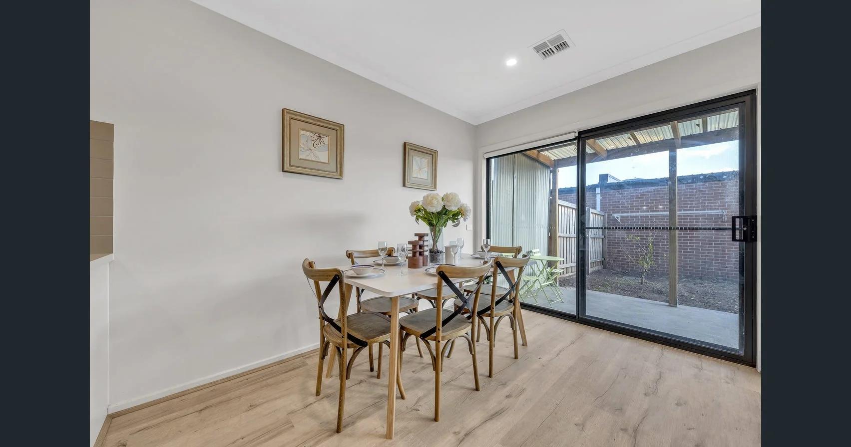 Additional image 14 of 10 Bonsallo Walk, Tarneit VIC 3029