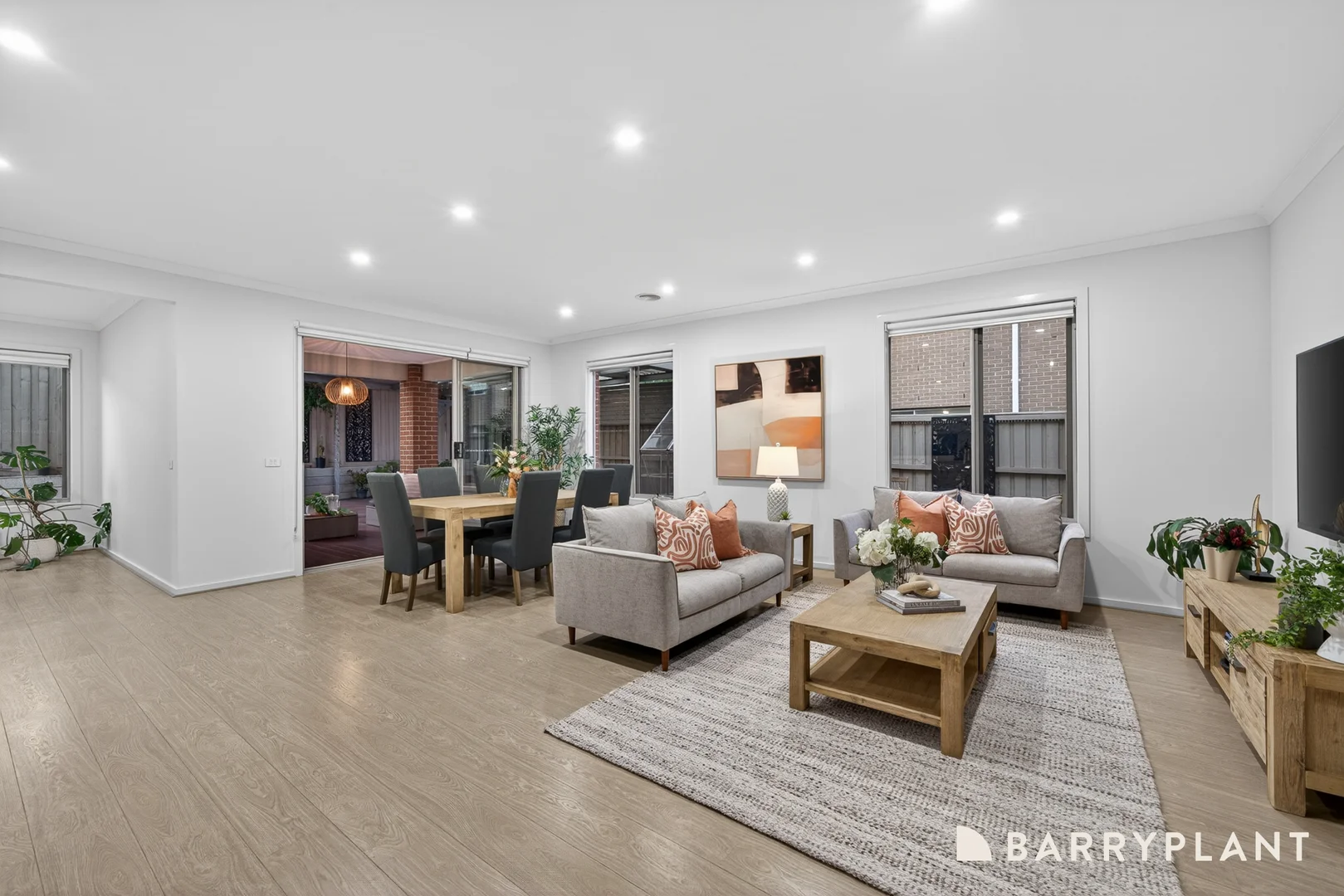 Additional image 9 of 16 Aintree Close, Clyde VIC 3978