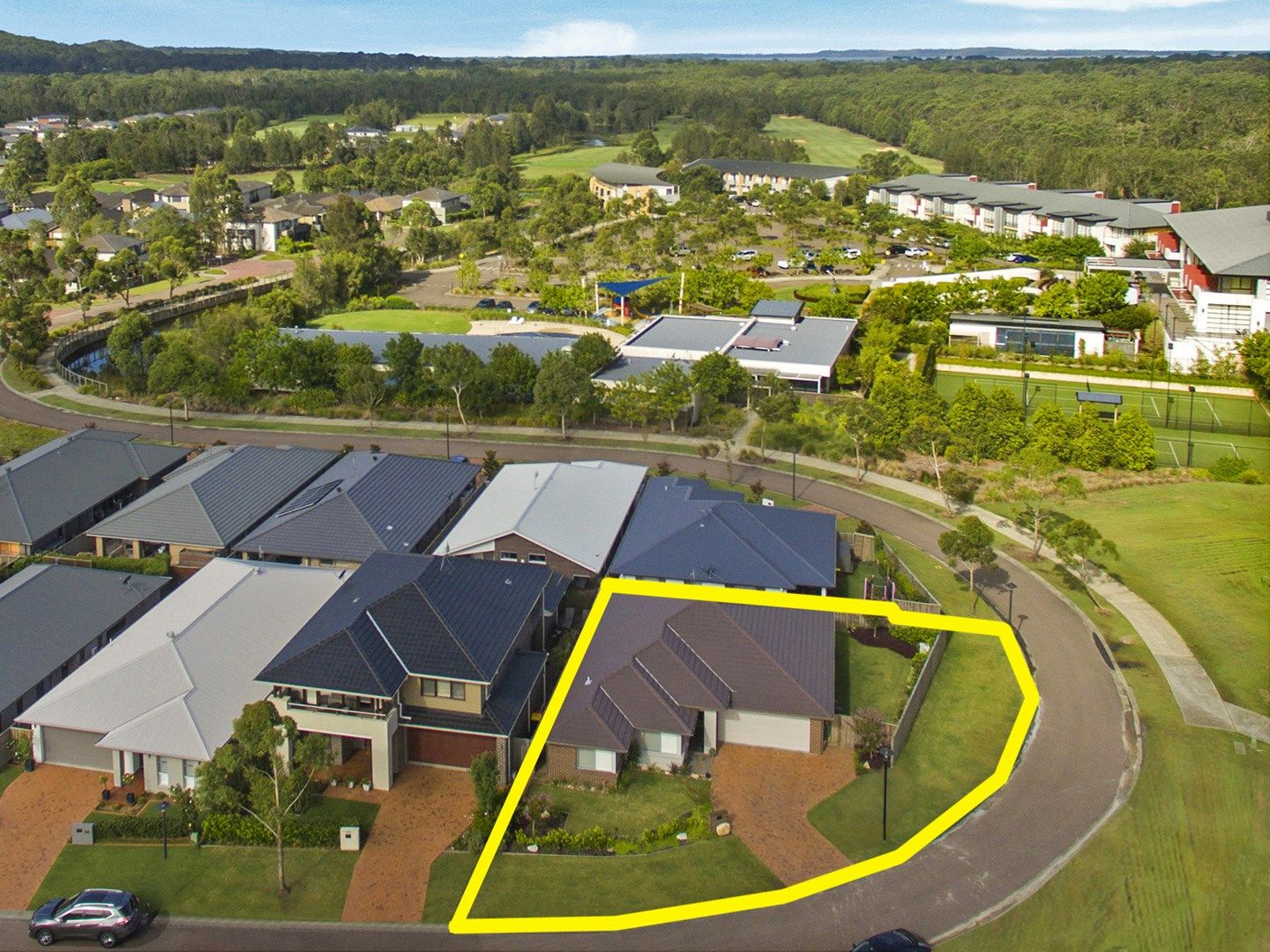 29 Parry Parade, Kooindah Waters, Wyong NSW 2259, Image 1