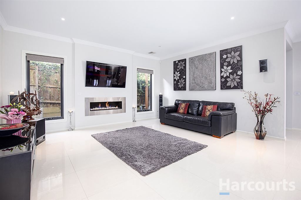 21 Thelma Avenue, Boronia VIC 3155, Image 2