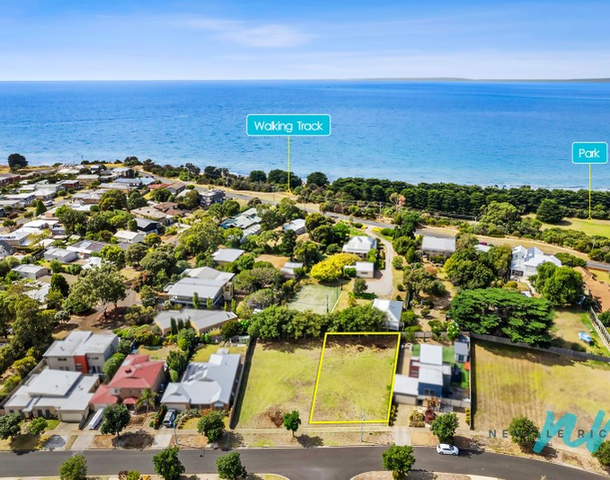 21 Mainsail Drive, St Leonards VIC 3223