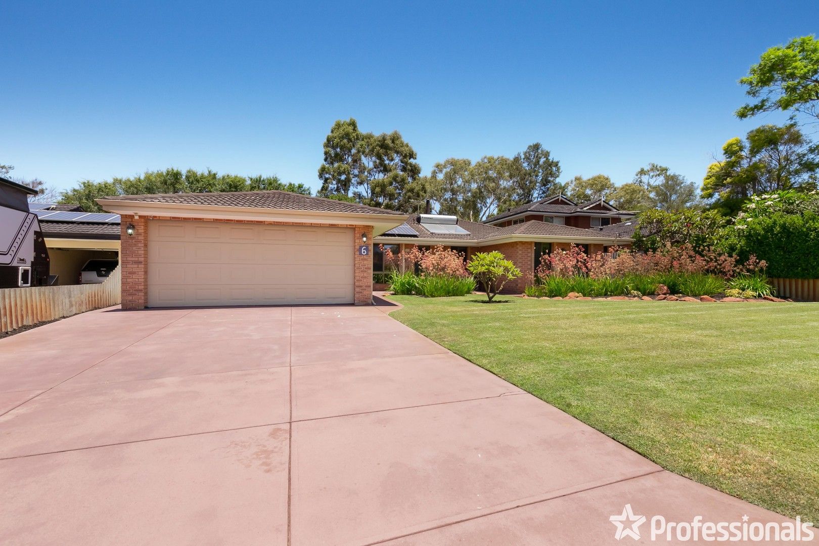 6 Laffey Court, Willetton WA 6155, Image 0