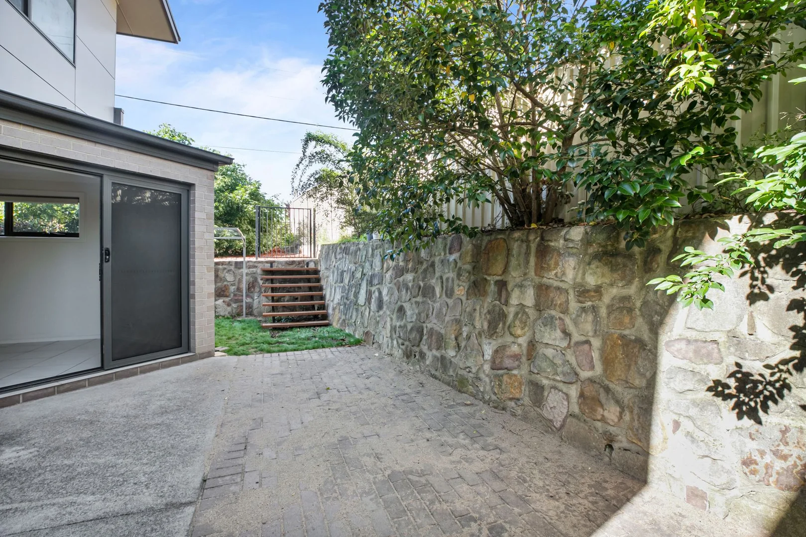 Additional image 8 of 1/19 Henderson Road, Queanbeyan NSW 2620