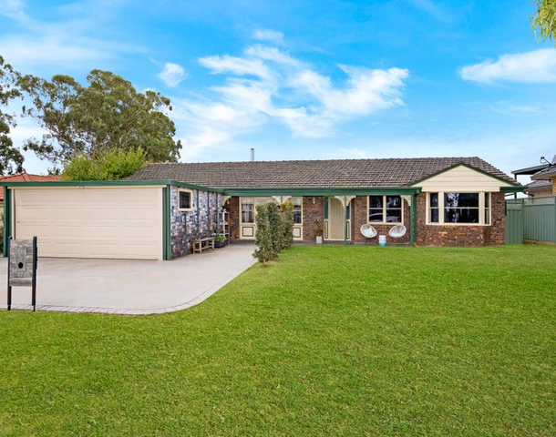 17 Caroline Chisholm Drive, Camden South NSW 2570