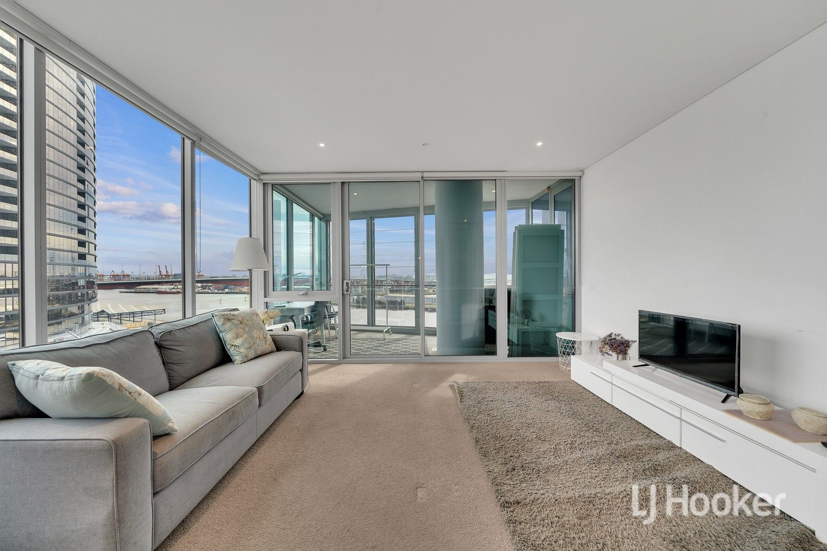 1101/81 South Wharf Drive, Docklands VIC 3008, Image 0