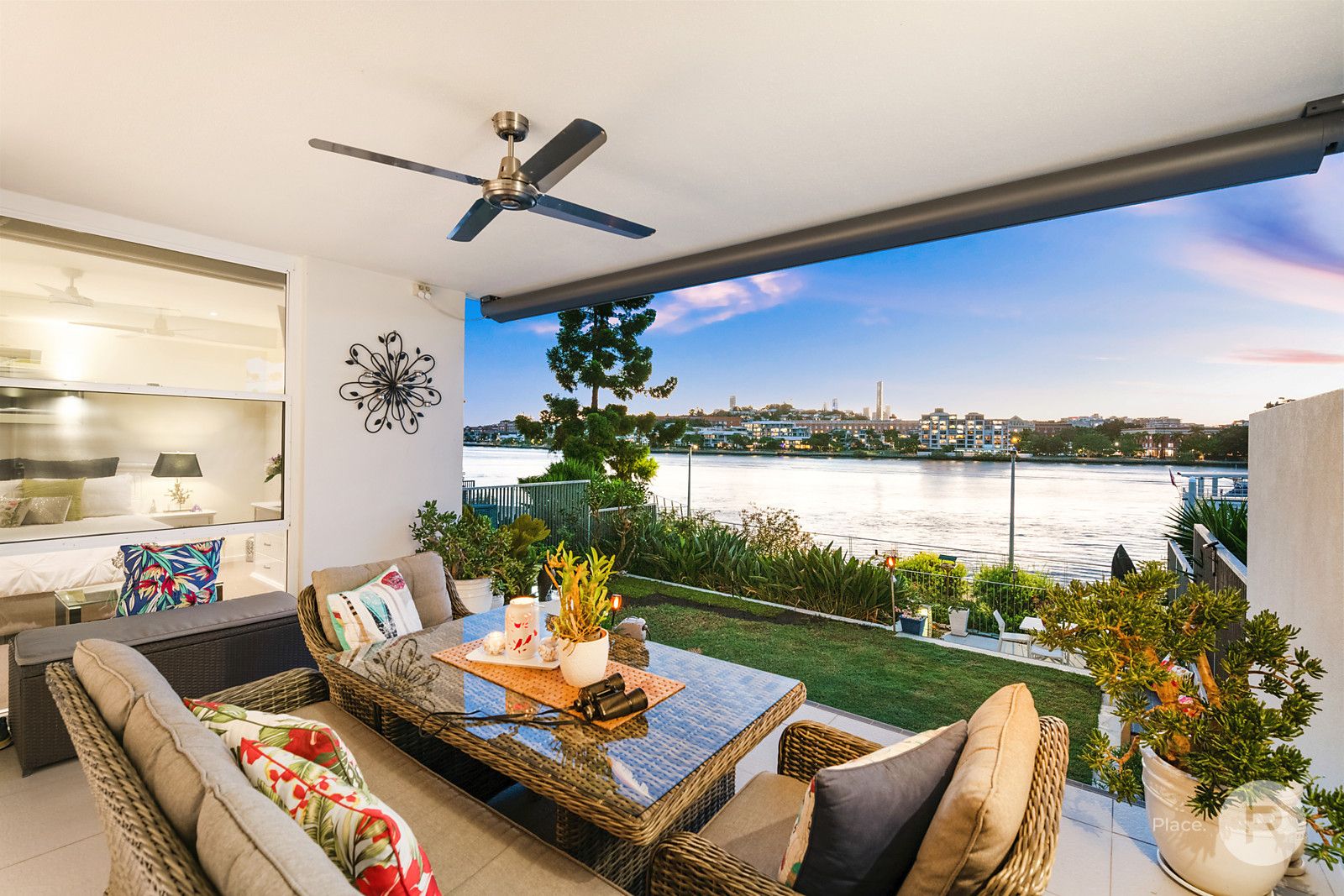 2/47 Addison Avenue, Bulimba QLD 4171, Image 0