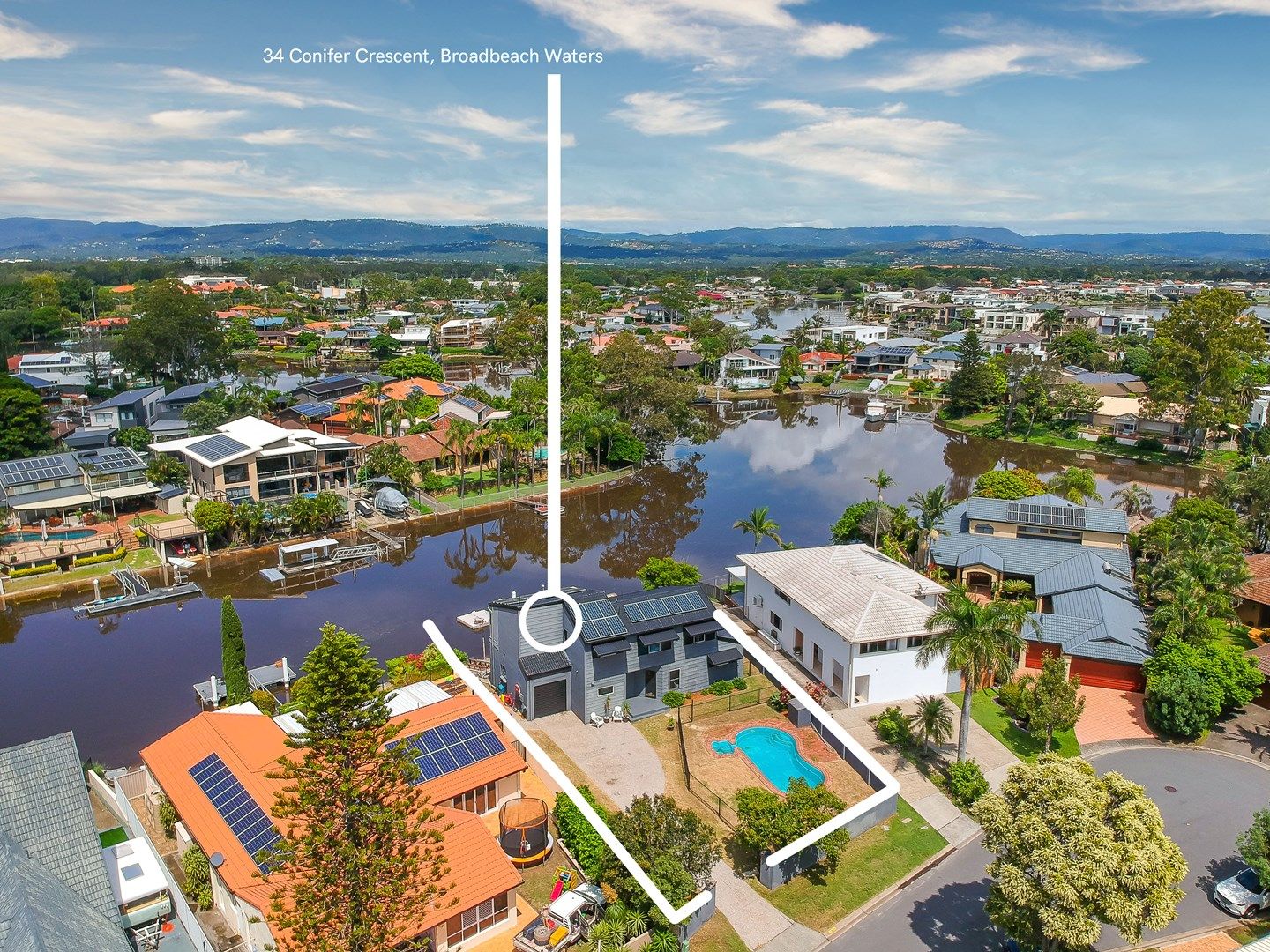 34 Conifer Crescent, Broadbeach Waters QLD 4218, Image 0