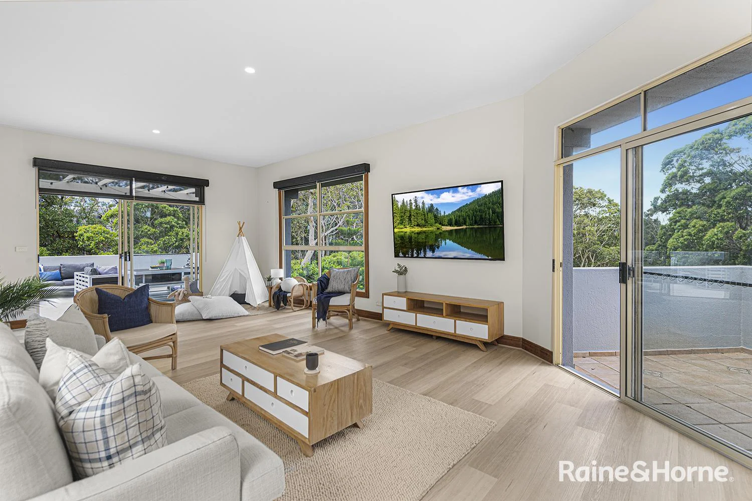 Additional image 15 of 18 Sunrise Close, Belmont North NSW 2280