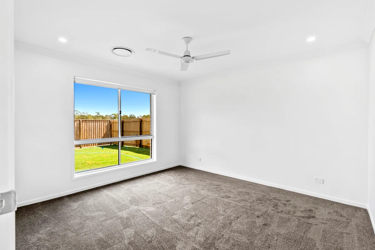 72 Ferris Avenue, Park Ridge QLD 4125