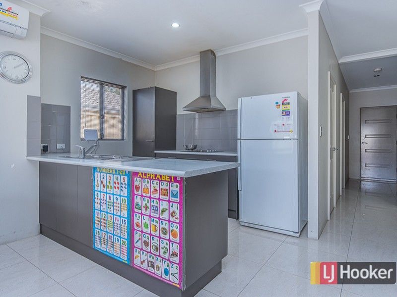 2/13 Bray Street, Kelmscott WA 6111, Image 2