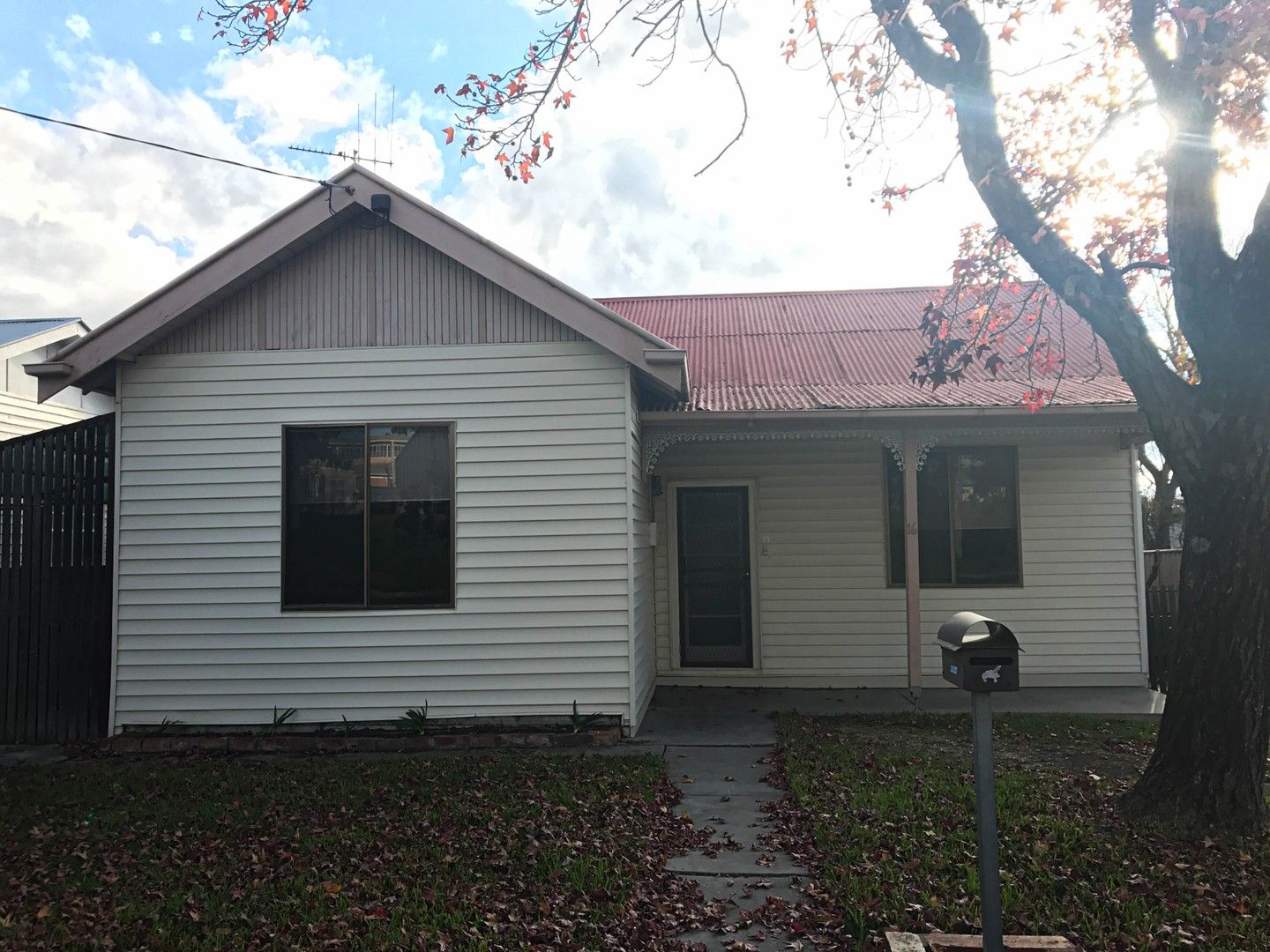 3 bedrooms House in 16 Hargreaves Street BENDIGO VIC, 3550