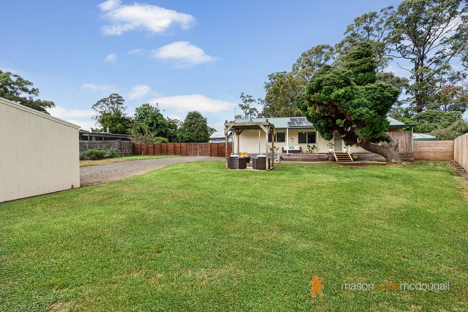 17 Victoria Road, Kinglake VIC 3763, Image 1