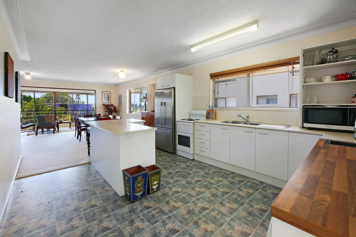 Additional image 6 of 23 Hill Avenue, Burleigh Heads QLD 4220