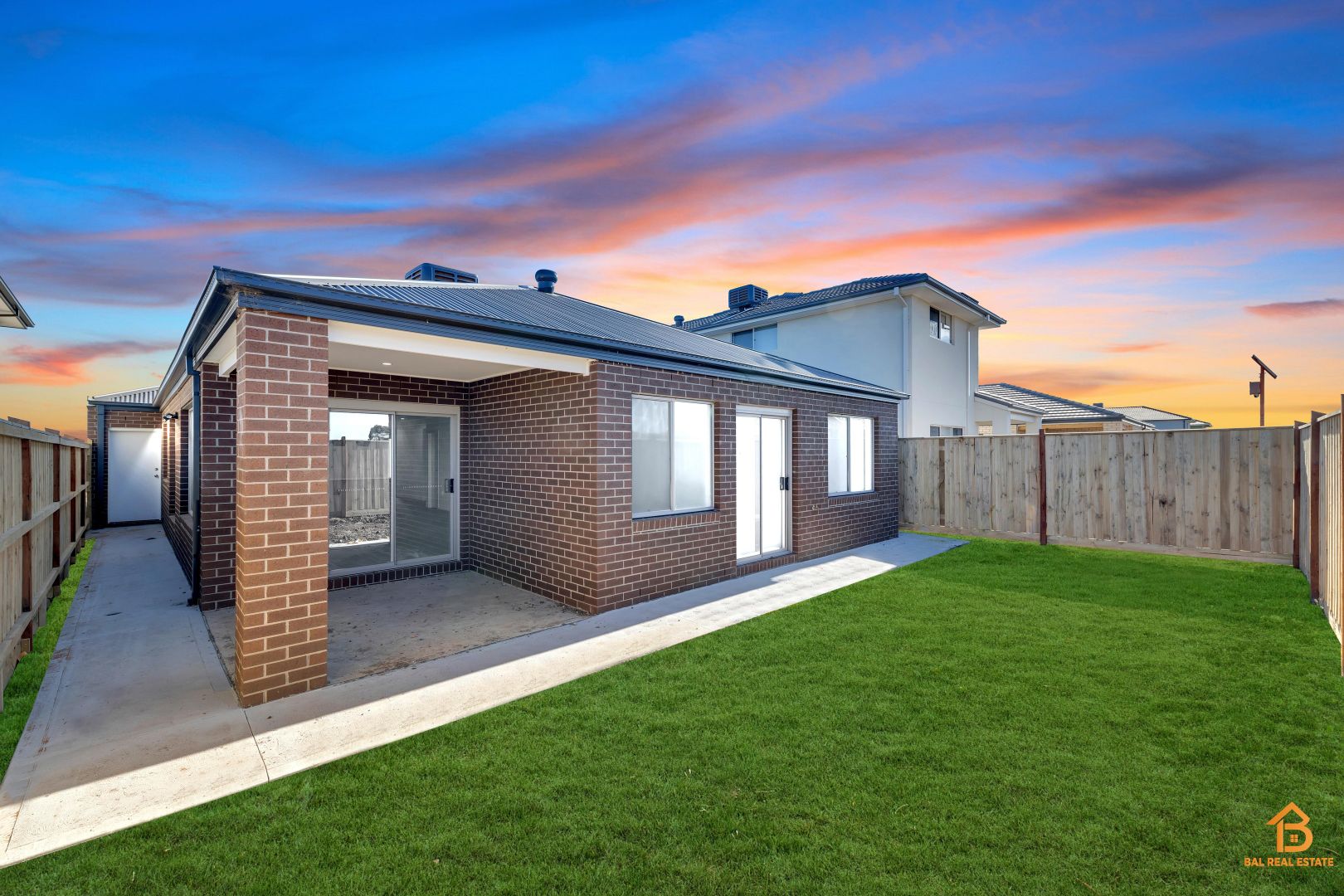 21 Clipstone Crescent, Fraser Rise VIC 3336, Image 1