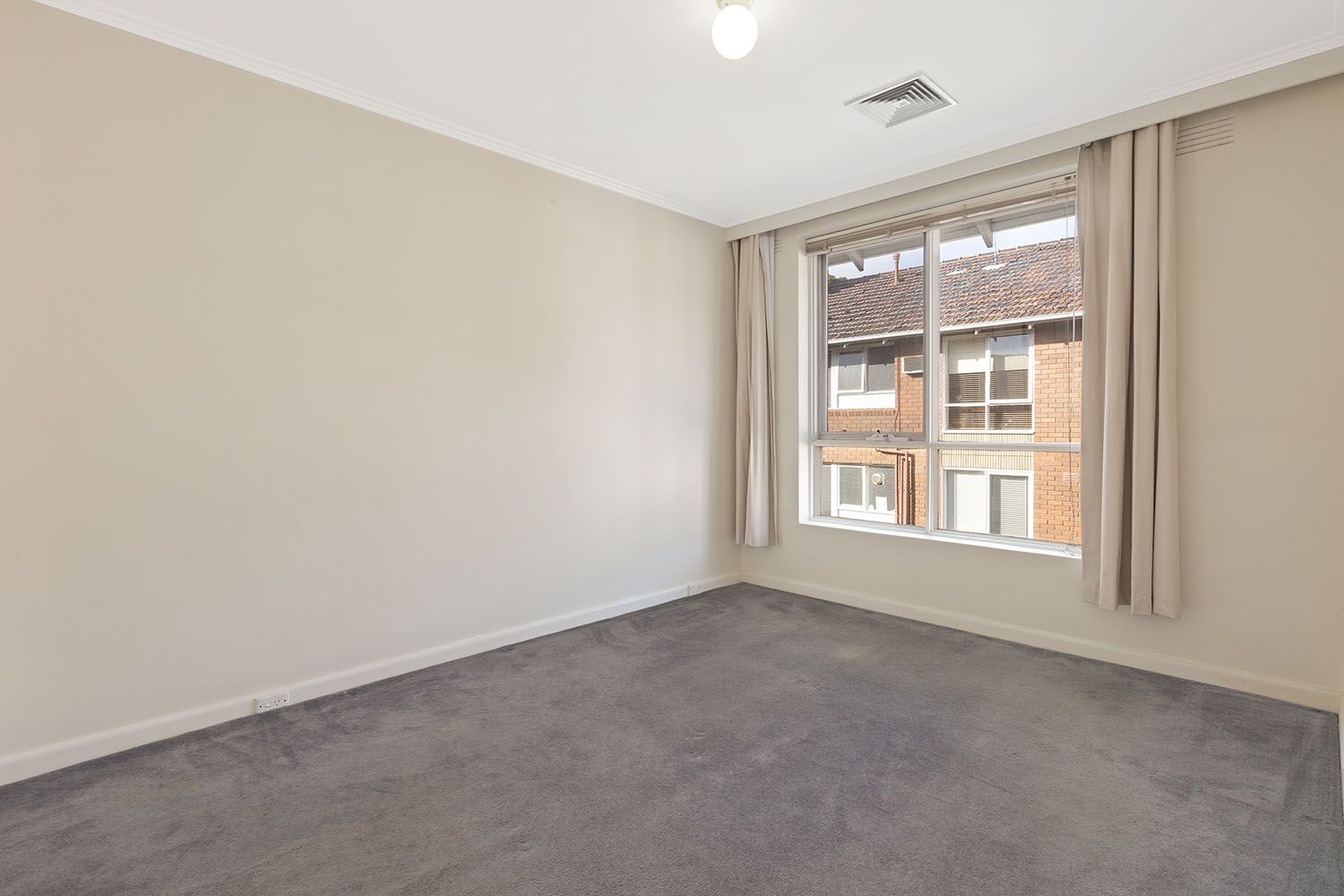 2/596 Riversdale Road, Camberwell VIC 3124, Image 2