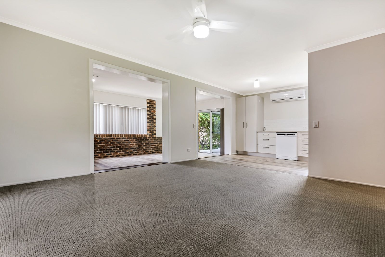 22 Pease Blossom Street, Coes Creek QLD 4560, Image 2