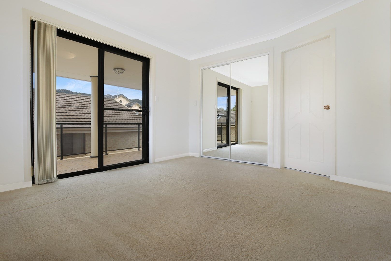 7/28-30 Russell Street, Balgownie NSW 2519, Image 2