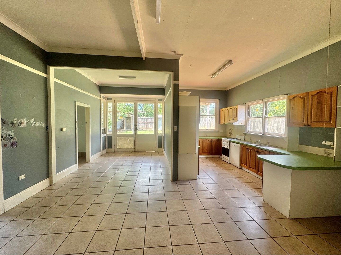 40 Tilga Street, Canowindra NSW 2804 House For Rent 340 Domain